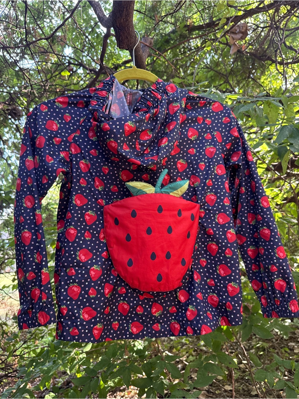 Landsend Girls Strawberry Raincoat 🍓